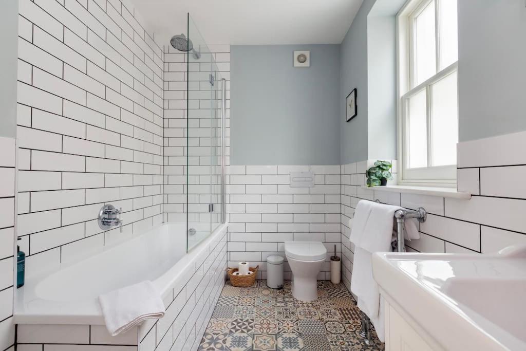 Beautiful 3 Bd House In Paddington Apartment Londra Exterior foto