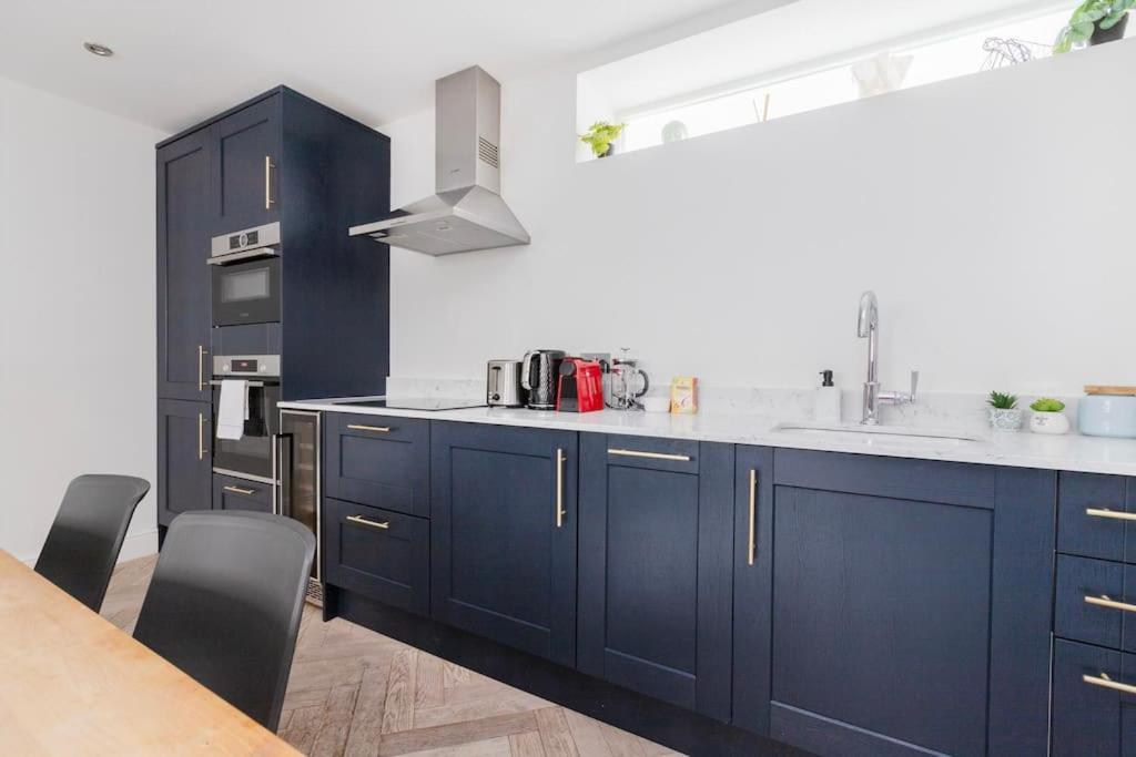 Beautiful 3 Bd House In Paddington Apartment Londra Exterior foto
